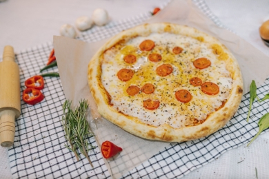 Пицца Маргарита с томатами Черри 33 см, Три Колобка
